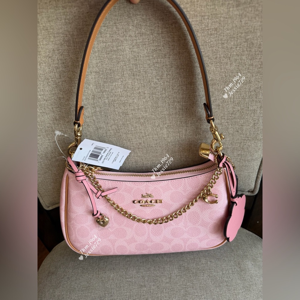 NWT！COACH TERI SHOULDER BAG IN SIGNATURE CANVAS（CEA20）powder pink
